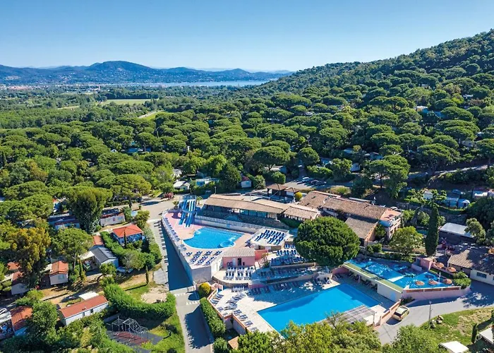 Camping Montana Parc - Gassin Golfe De St Tropez - Maeva